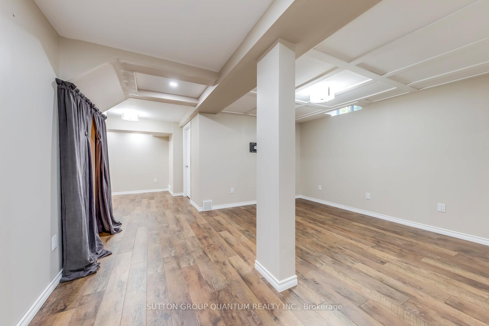 Photo 31 of 10 Anne Court, Grimsby, Grimsby Beach — HOMEH
