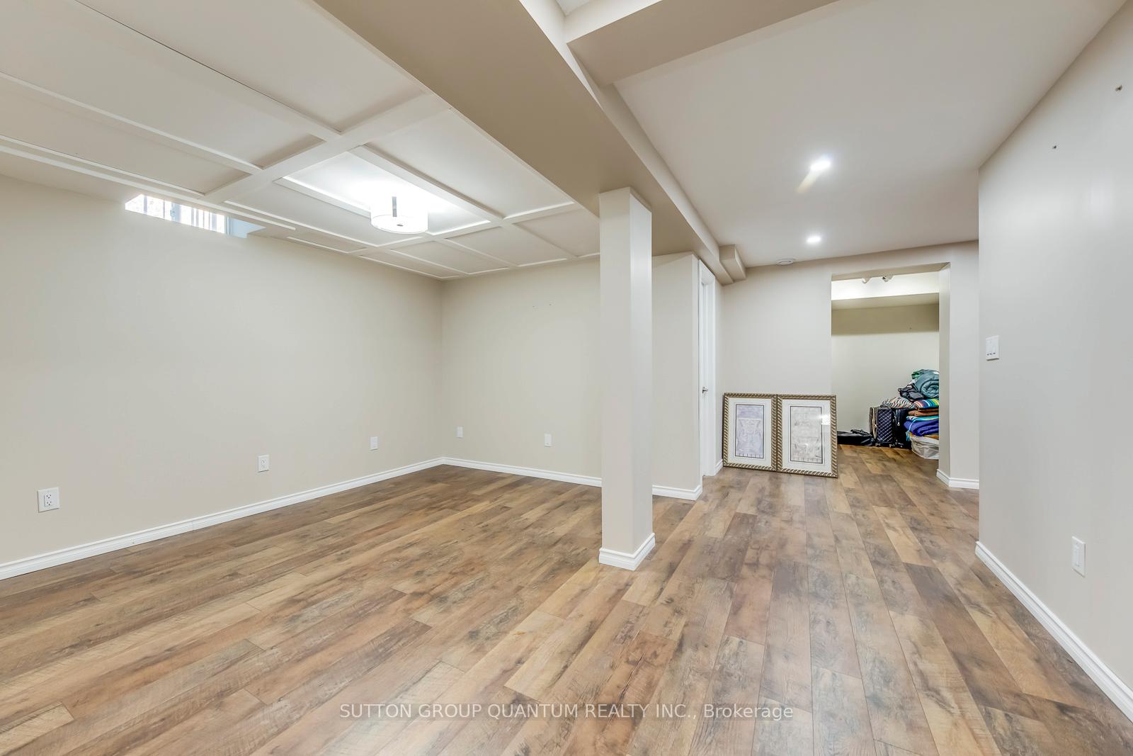 Photo 33 of 10 Anne Court, Grimsby, Grimsby Beach — HOMEH