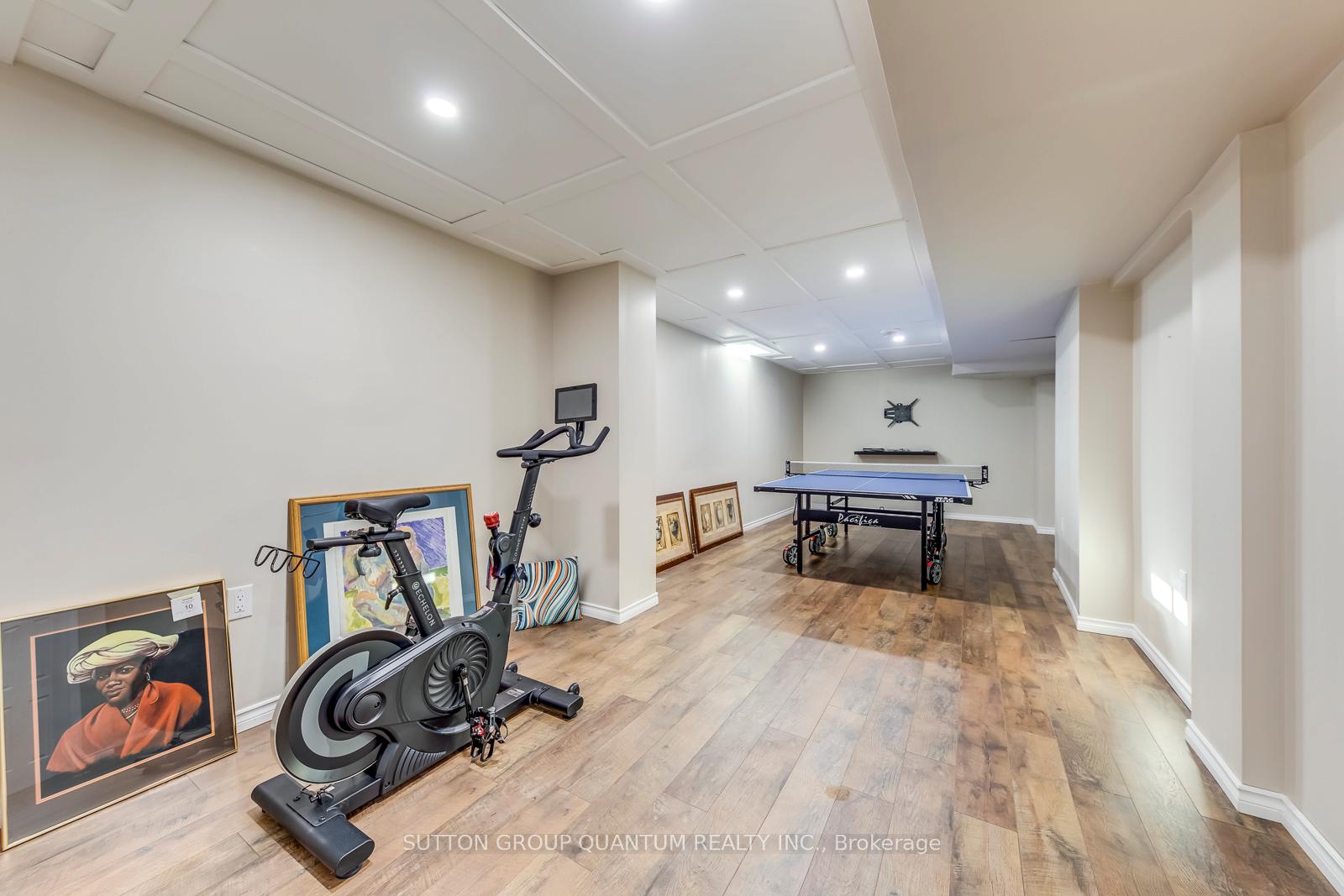 Photo 34 of 10 Anne Court, Grimsby, Grimsby Beach — HOMEH
