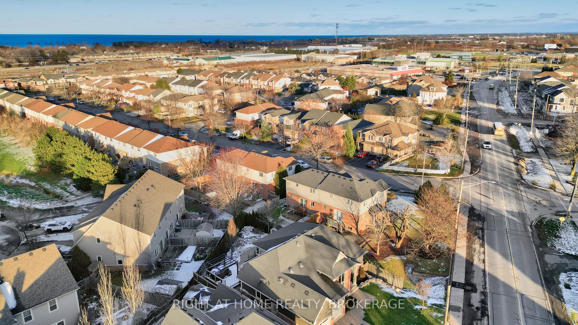 Photo 21 of 3 Arrowhead Lane, Grimsby, Grimsby East — HOMEH