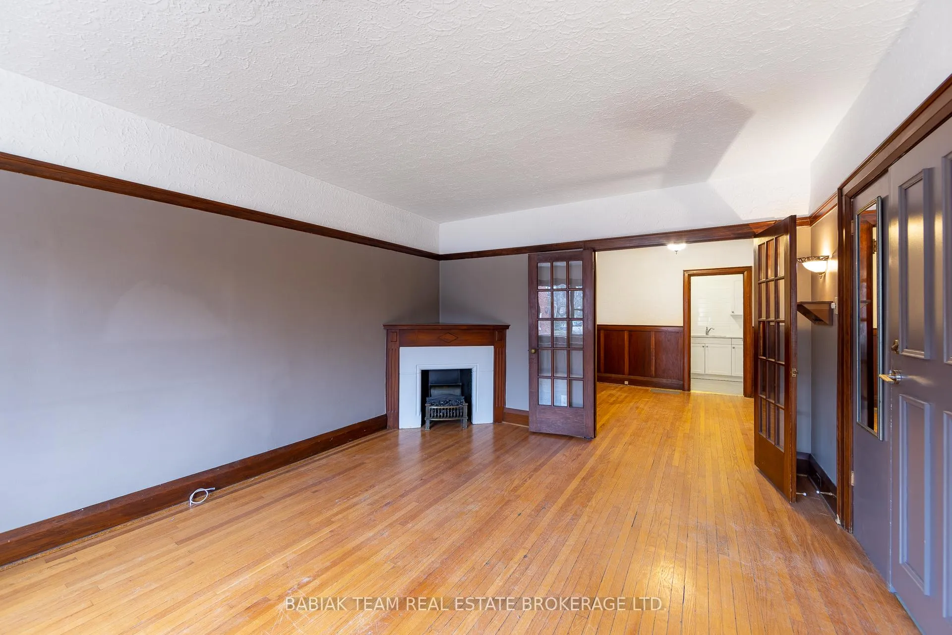 Photo 9 of Unit 1, 187 Jane Street, Toronto, Runnymede-Bloor West Village — HOMEH