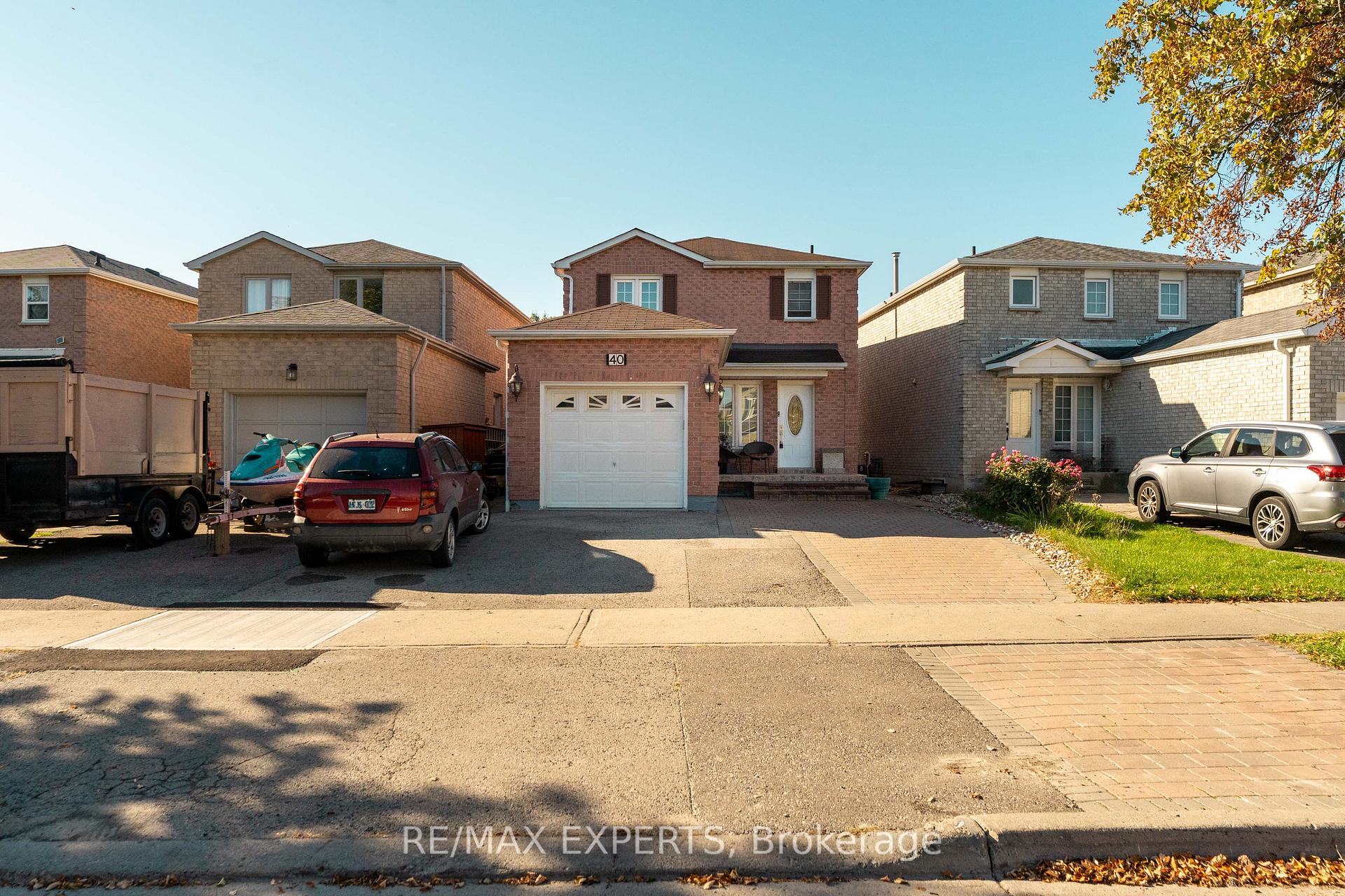 Photo 2 of 40 Large Crescent, Ajax, Central West — HOMEH