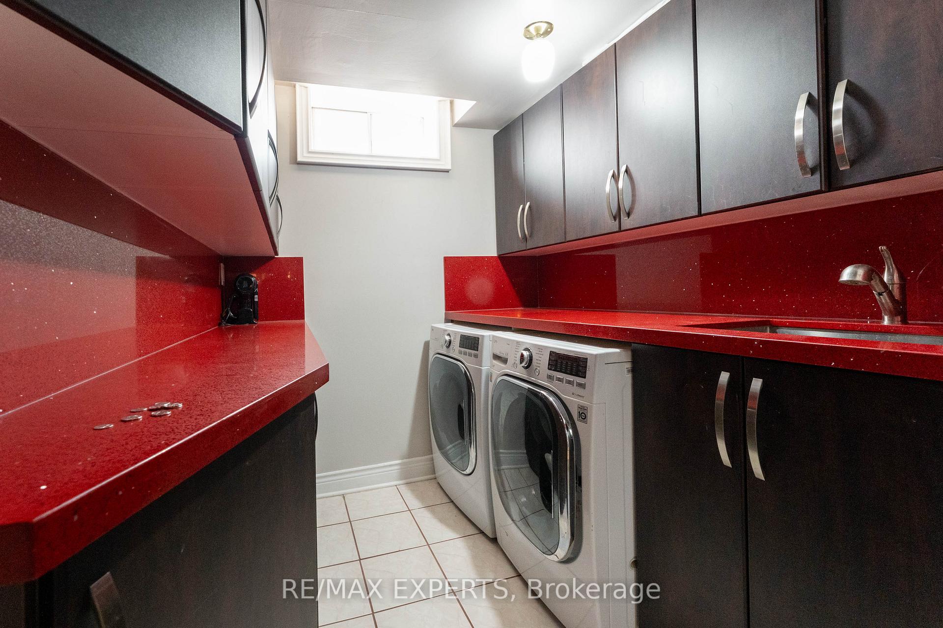 Photo 34 of 40 Large Crescent, Ajax, Central West — HOMEH