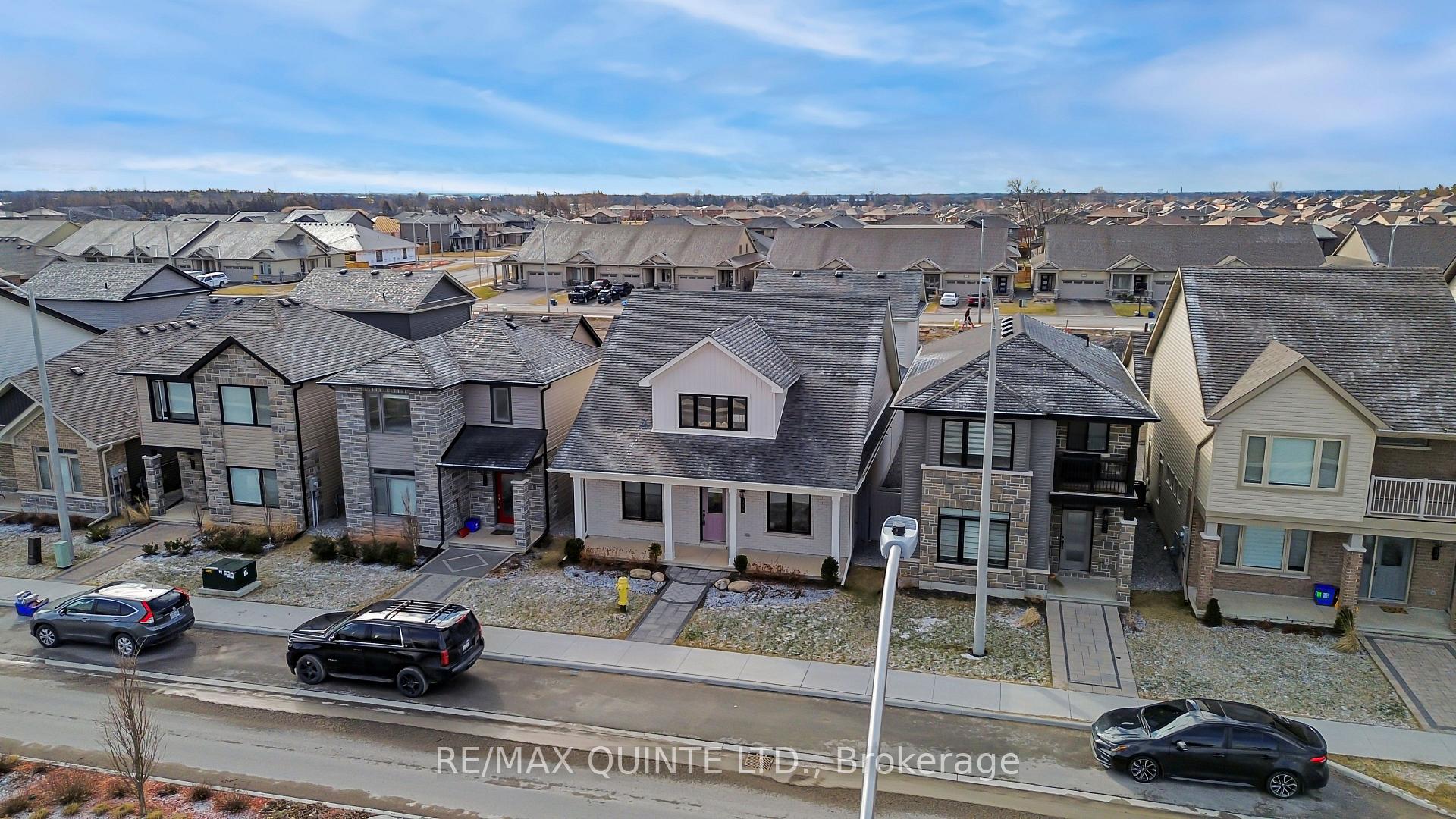 Photo 6 of 88A Riverstone Way, Belleville, Thurlow Ward — HOMEH