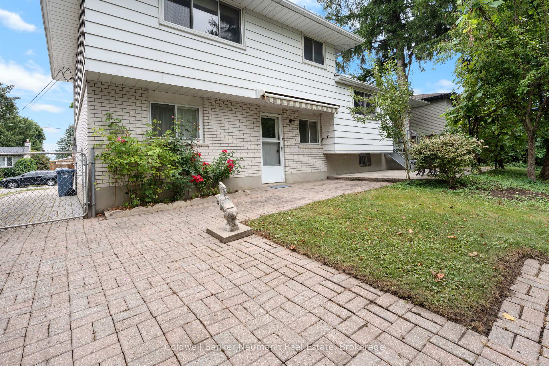 Photo 37 of 54 Glenburnie Drive, Guelph, Grange Road — HOMEH