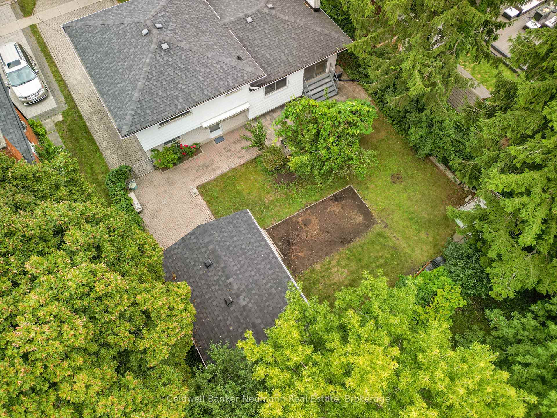 Photo 40 of 54 Glenburnie Drive, Guelph, Grange Road — HOMEH