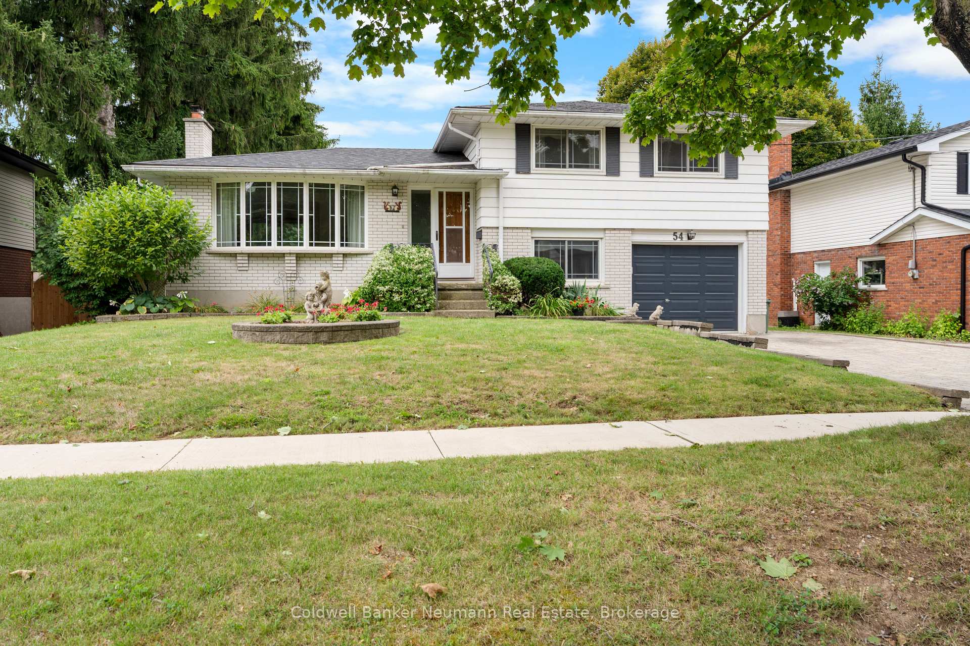 Photo 42 of 54 Glenburnie Drive, Guelph, Grange Road — HOMEH