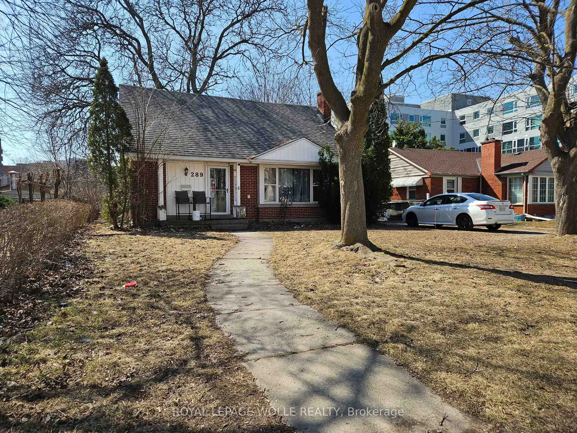 Photo 1 of 289 Albert Street, Waterloo, Beechwood/University — HOMEH