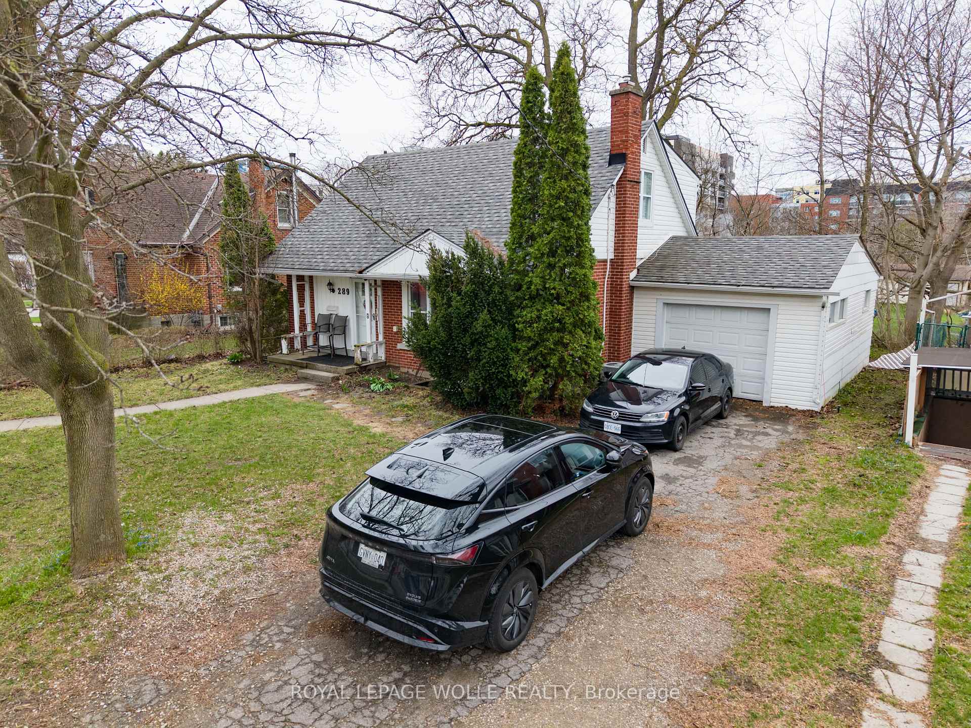 Photo 3 of 289 Albert Street, Waterloo, Beechwood/University — HOMEH