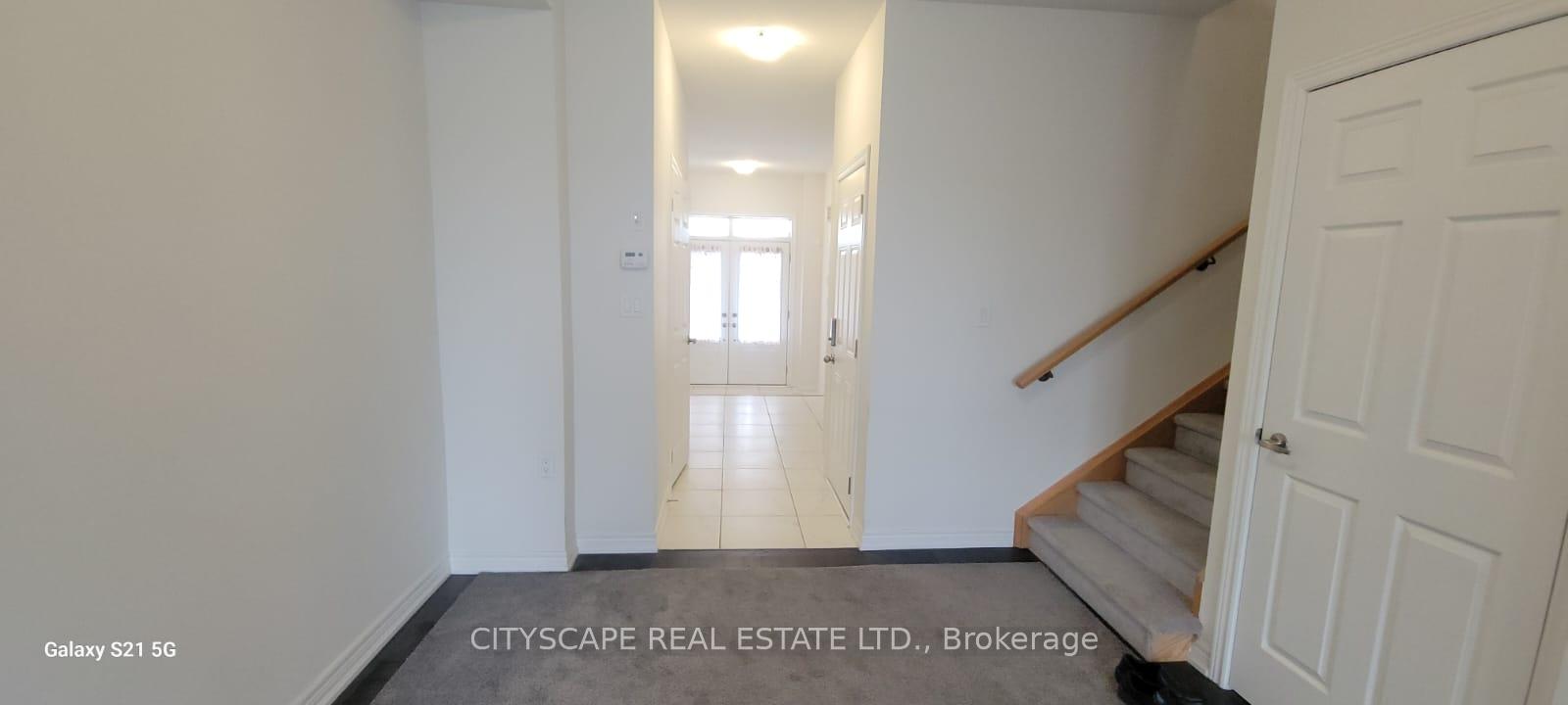 Photo 4 of Unit 10, 166 Deerpath Drive, Guelph, Willow West/Sugarbush/West Acres — HOMEH