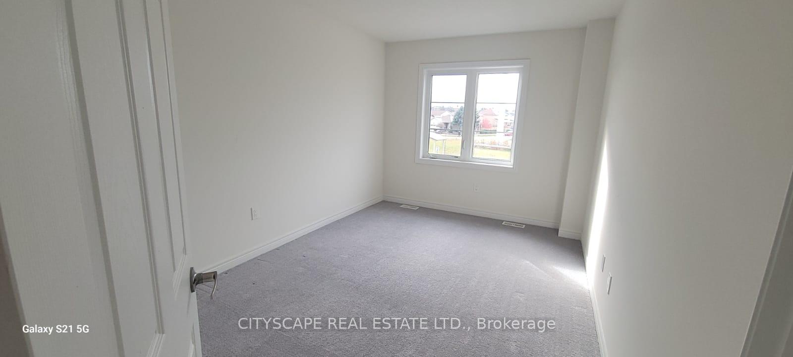 Photo 11 of Unit 10, 166 Deerpath Drive, Guelph, Willow West/Sugarbush/West Acres — HOMEH