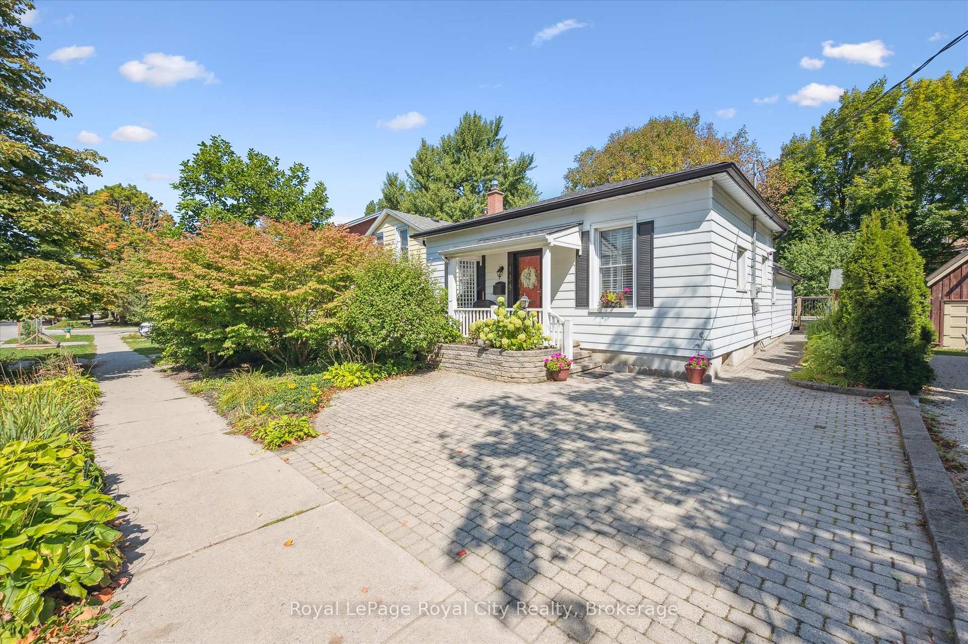 Photo 1 of 139 Dublin Street N, Guelph, Downtown — HOMEH