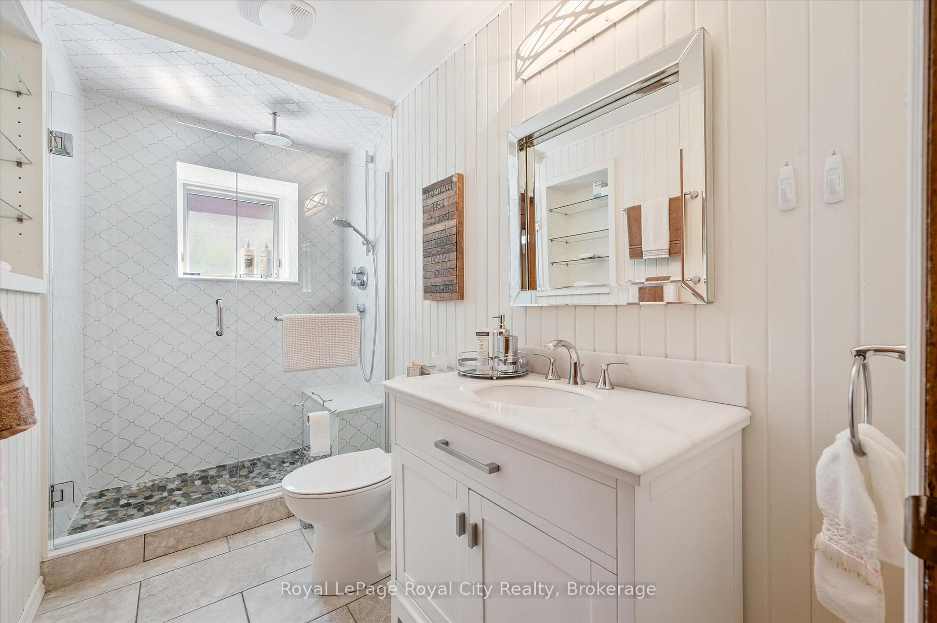 Photo 18 of 139 Dublin Street N, Guelph, Downtown — HOMEH