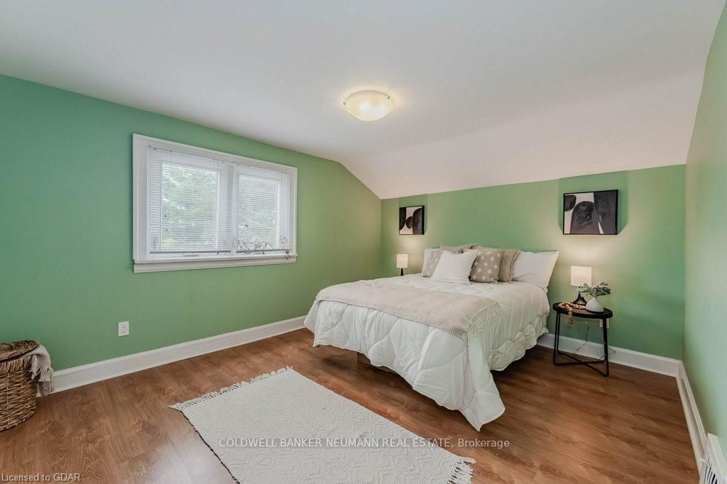 Photo 10 of 100 Hayes Avenue, Guelph, St. Patrick's Ward — HOMEH