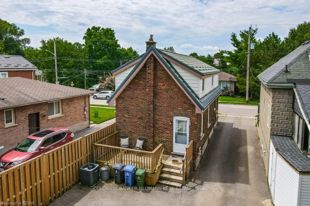 Photo 16 of 100 Hayes Avenue, Guelph, St. Patrick's Ward — HOMEH