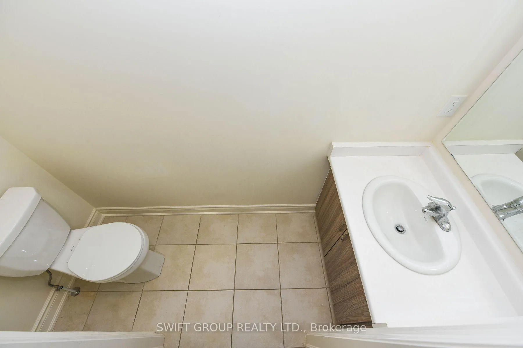 Photo 13 of Unit Upper, 24 Dotchson Avenue, Caledon, Rural Caledon — HOMEH