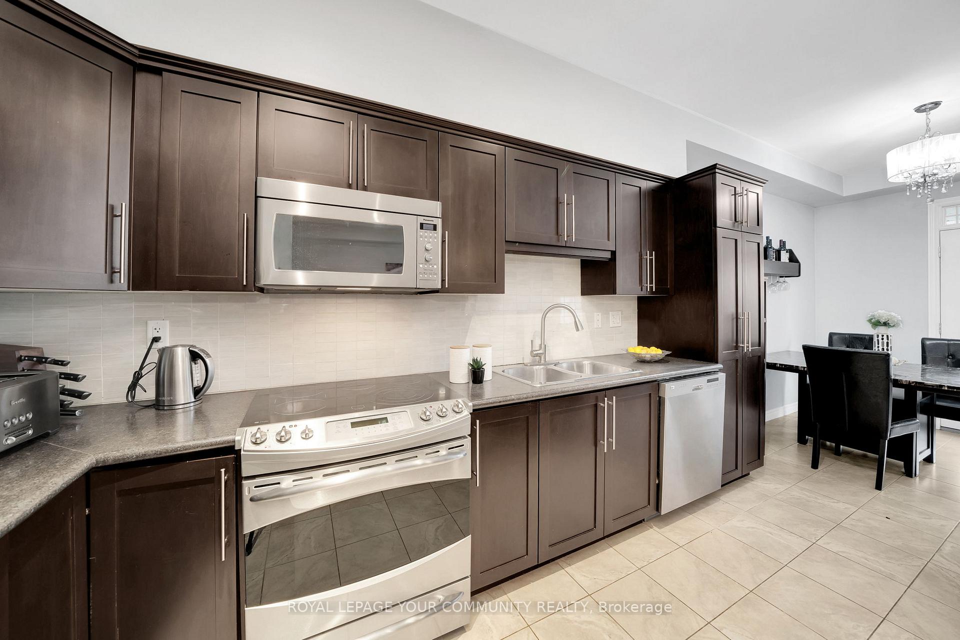 Photo 10 of Unit 5, 6 Chestnut Drive, Grimsby, Grimsby West — HOMEH