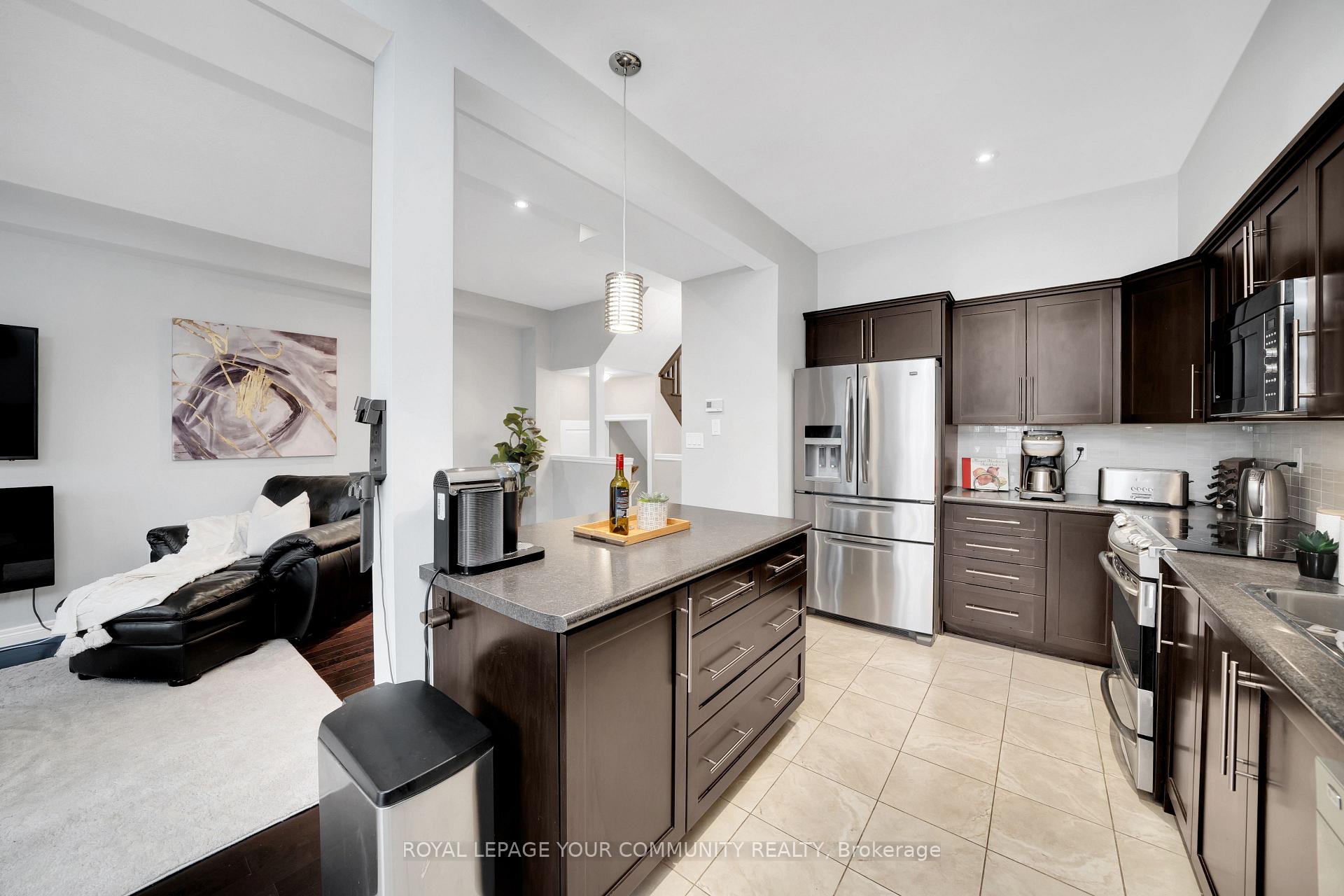 Photo 13 of Unit 5, 6 Chestnut Drive, Grimsby, Grimsby West — HOMEH
