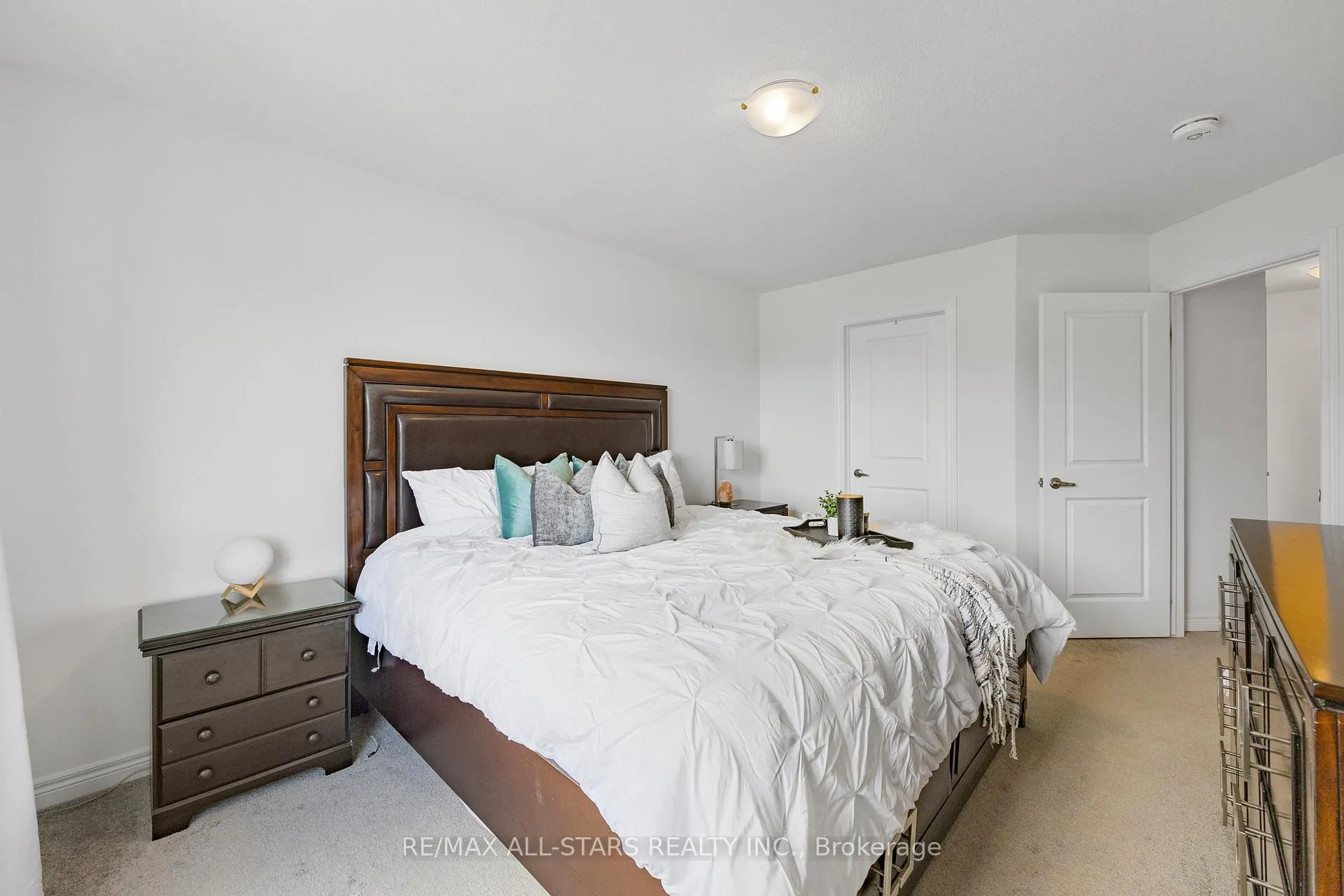 Photo 28 of 79 Dryden Lane, Hamilton, McQuesten — HOMEH