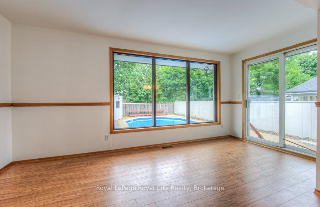 Photo 16 of 36 Argyle Drive, Guelph, Dovercliffe Park/Old University — HOMEH