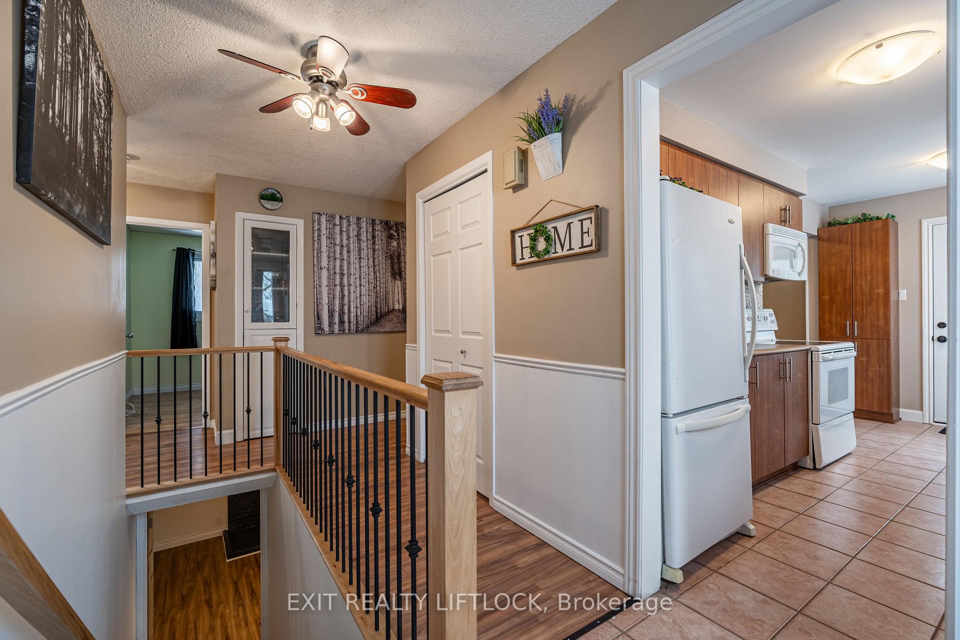Photo 4 of 949 Golfview Road, Peterborough, Otonabee Ward 1 — HOMEH