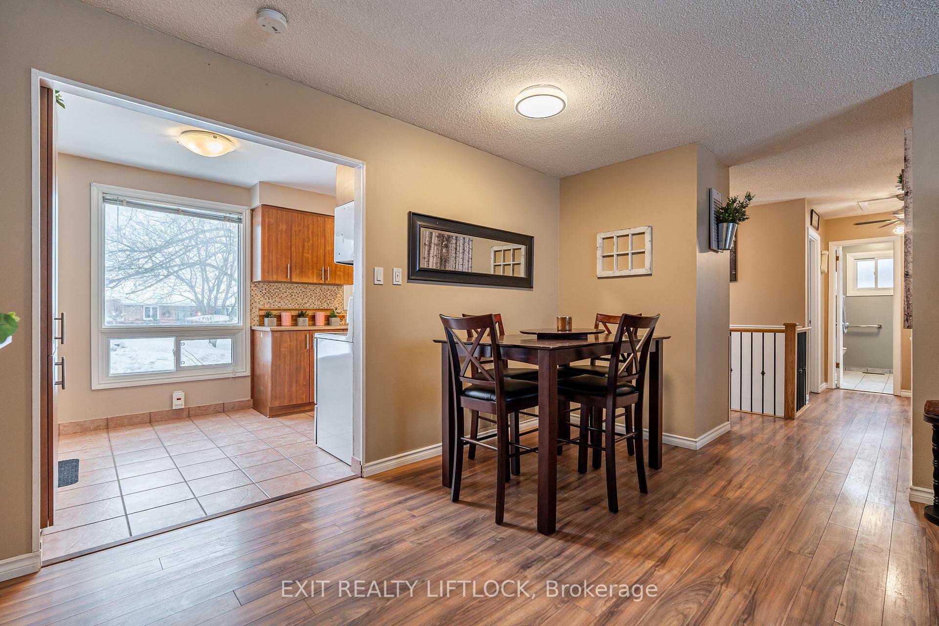 Photo 8 of 949 Golfview Road, Peterborough, Otonabee Ward 1 — HOMEH
