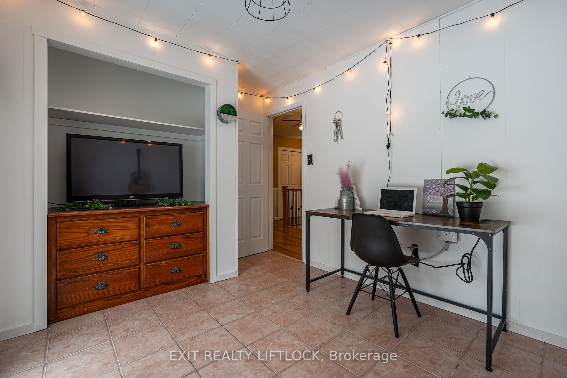 Photo 17 of 949 Golfview Road, Peterborough, Otonabee Ward 1 — HOMEH