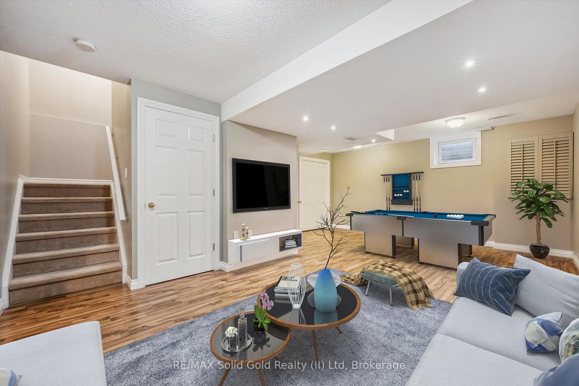 Photo 35 of 543 Victoria Road N, Guelph, Victoria North — HOMEH