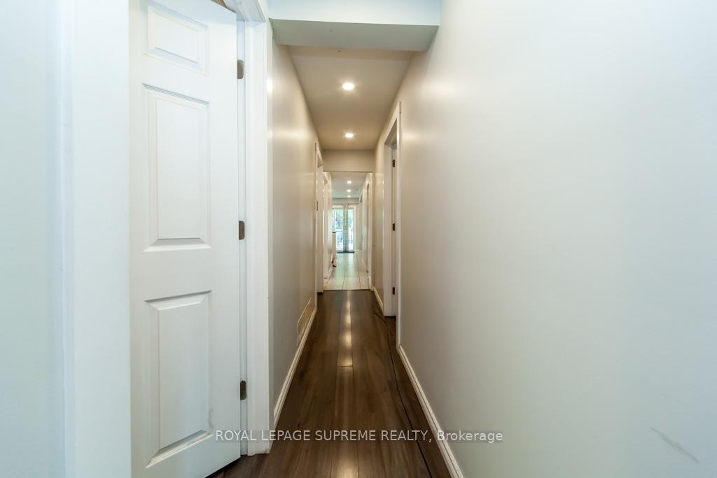 Photo 8 of 13 Robins Avenue, Hamilton, Crown Point — HOMEH