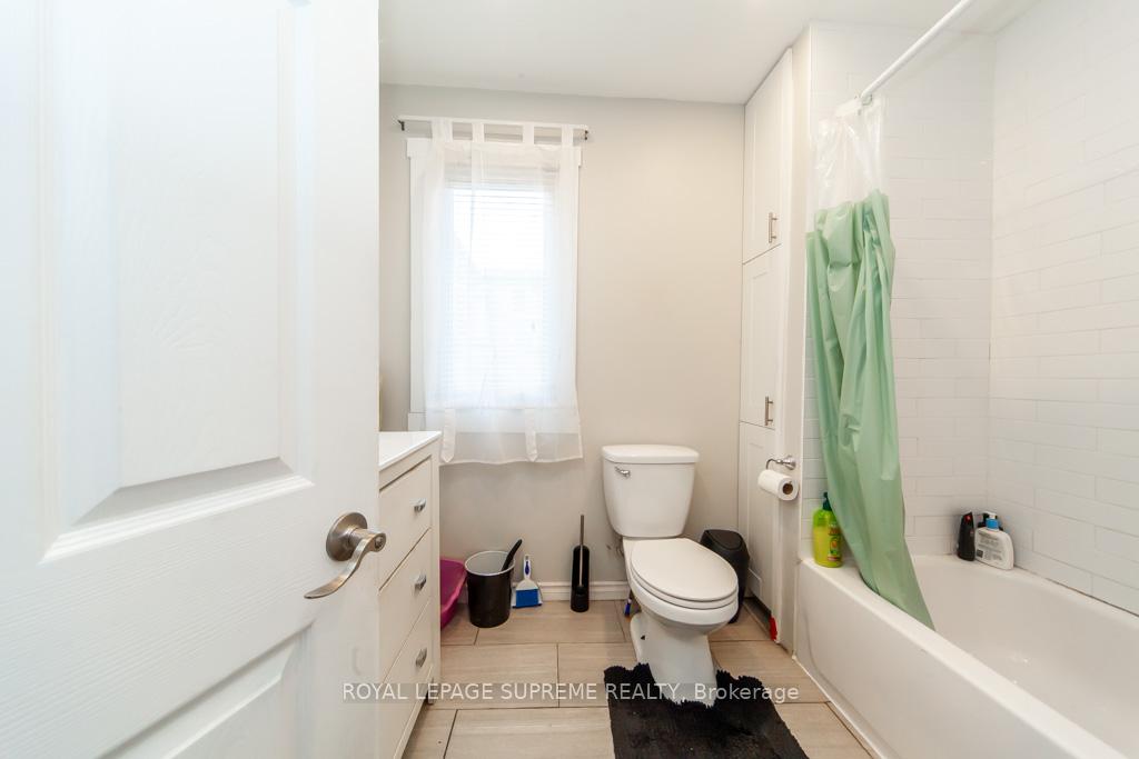 Photo 20 of 13 Robins Avenue, Hamilton, Crown Point — HOMEH