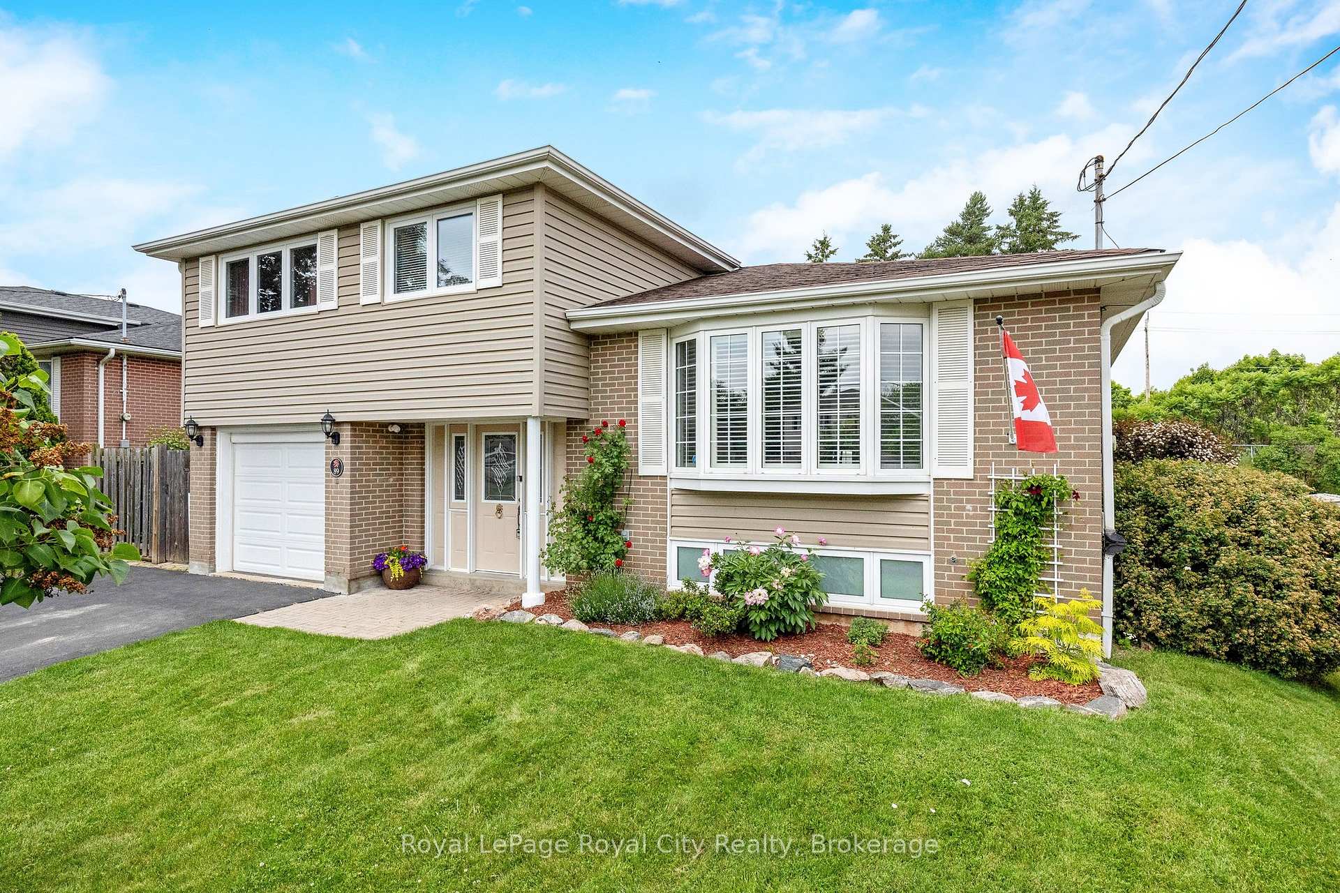 Front of 89 Joycelyn Crescent