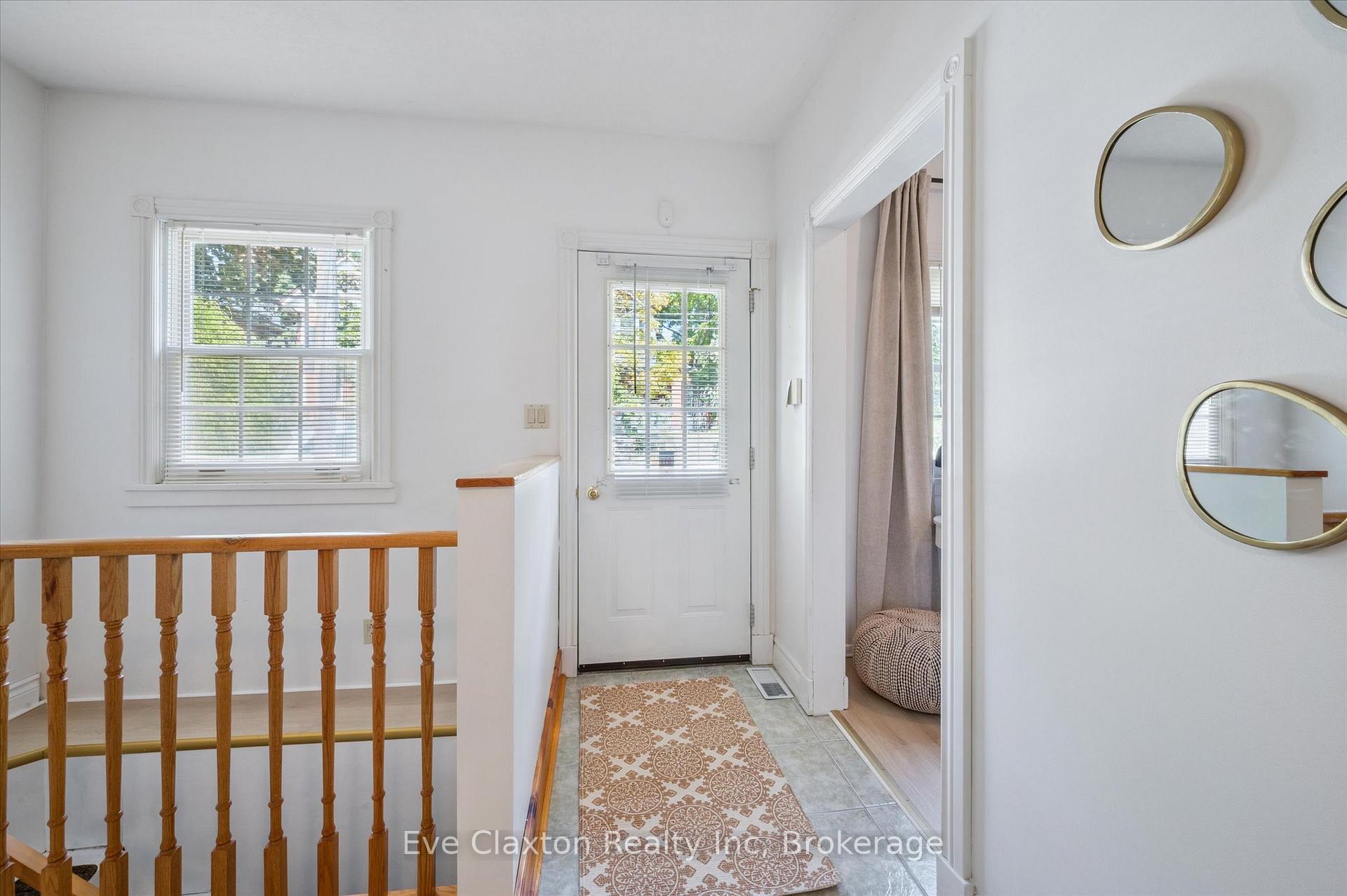 Photo 3 of 140 Arthur Street N, Guelph, St. George's — HOMEH