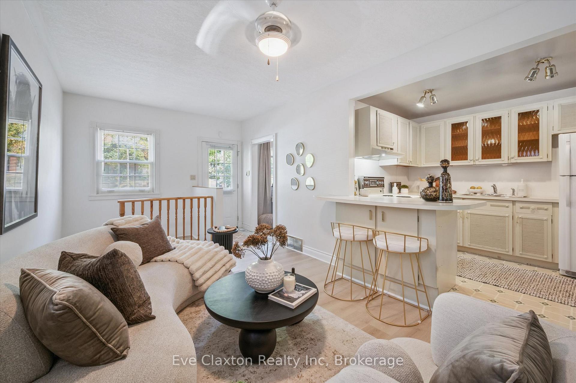 Photo 6 of 140 Arthur Street N, Guelph, St. George's — HOMEH
