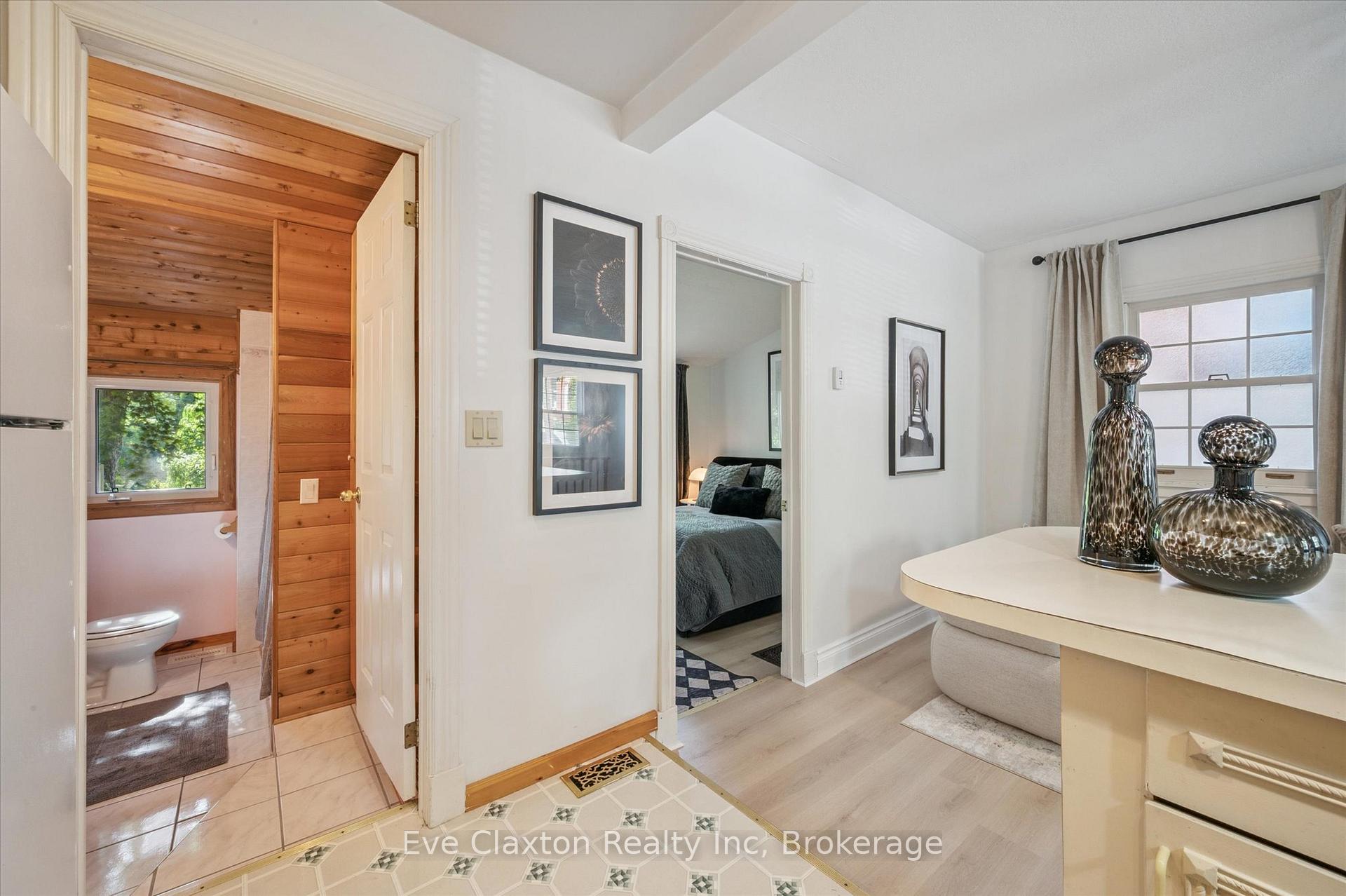 Photo 9 of 140 Arthur Street N, Guelph, St. George's — HOMEH