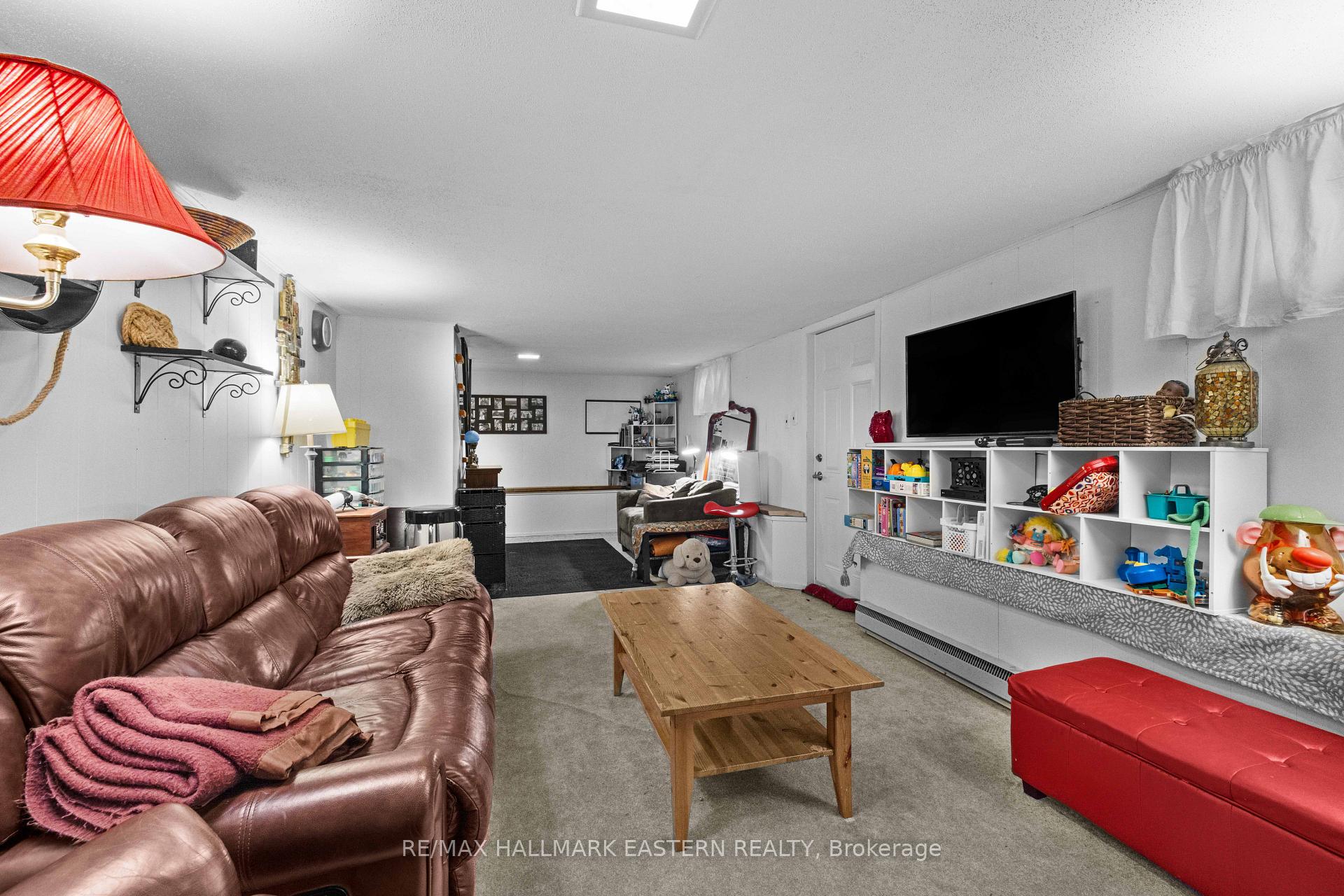 Photo 29 of 647 Park Street N, Peterborough, Northcrest Ward 5 — HOMEH