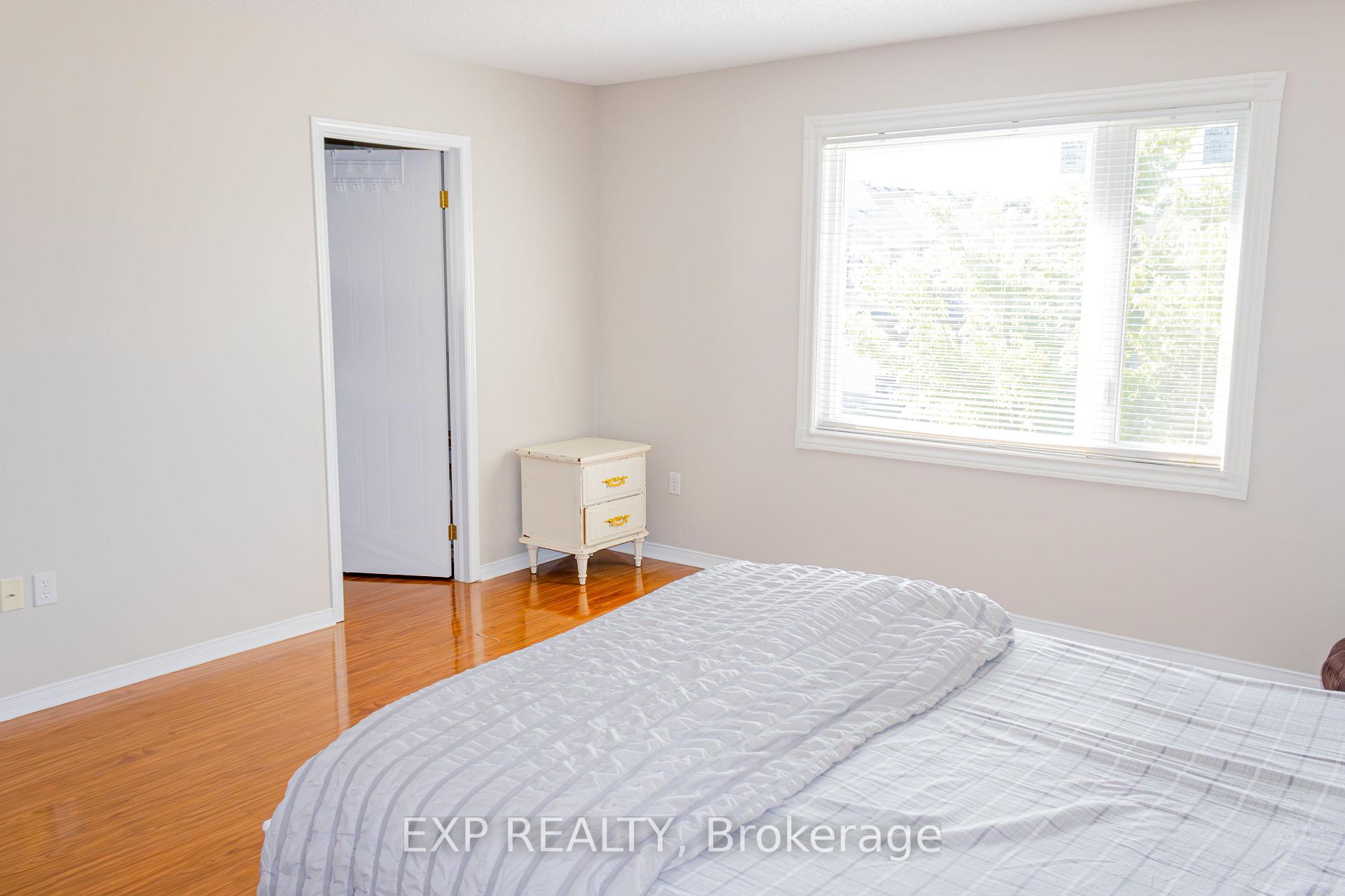 Photo 14 of 20 Curzon Crescent, Guelph, Willow West/Sugarbush/West Acres — HOMEH
