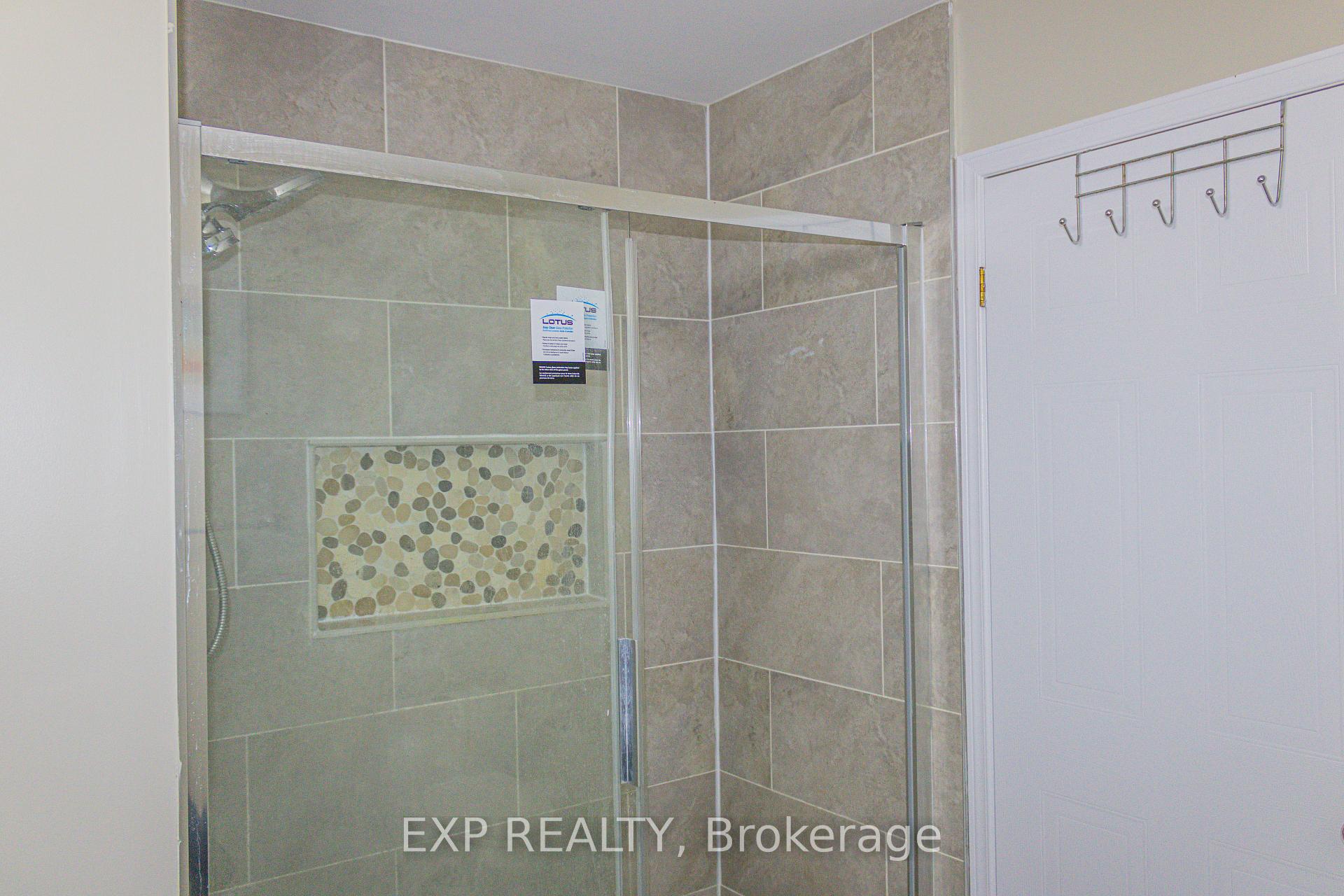 Photo 16 of 20 Curzon Crescent, Guelph, Willow West/Sugarbush/West Acres — HOMEH