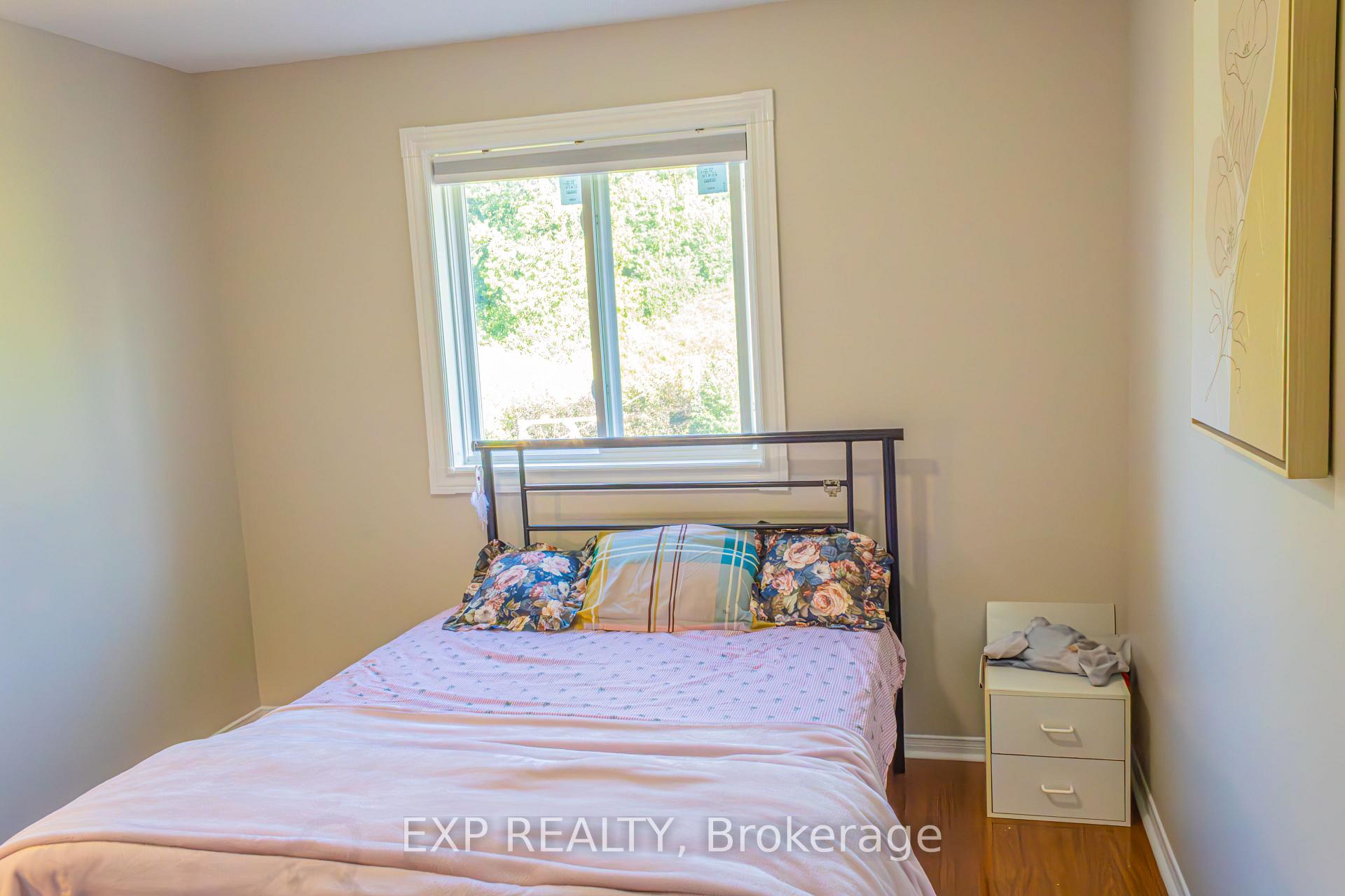 Photo 18 of 20 Curzon Crescent, Guelph, Willow West/Sugarbush/West Acres — HOMEH