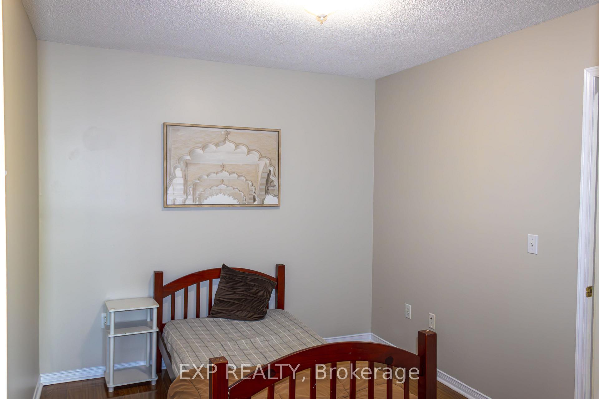 Photo 25 of 20 Curzon Crescent, Guelph, Willow West/Sugarbush/West Acres — HOMEH