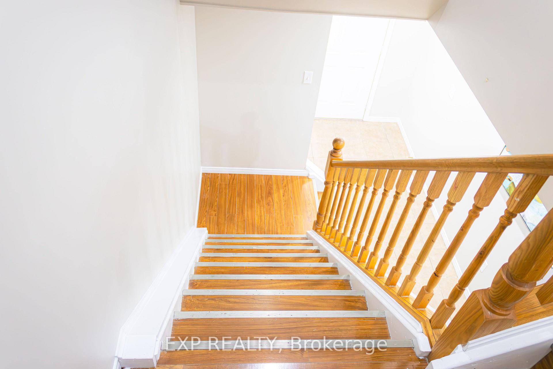 Photo 26 of 20 Curzon Crescent, Guelph, Willow West/Sugarbush/West Acres — HOMEH