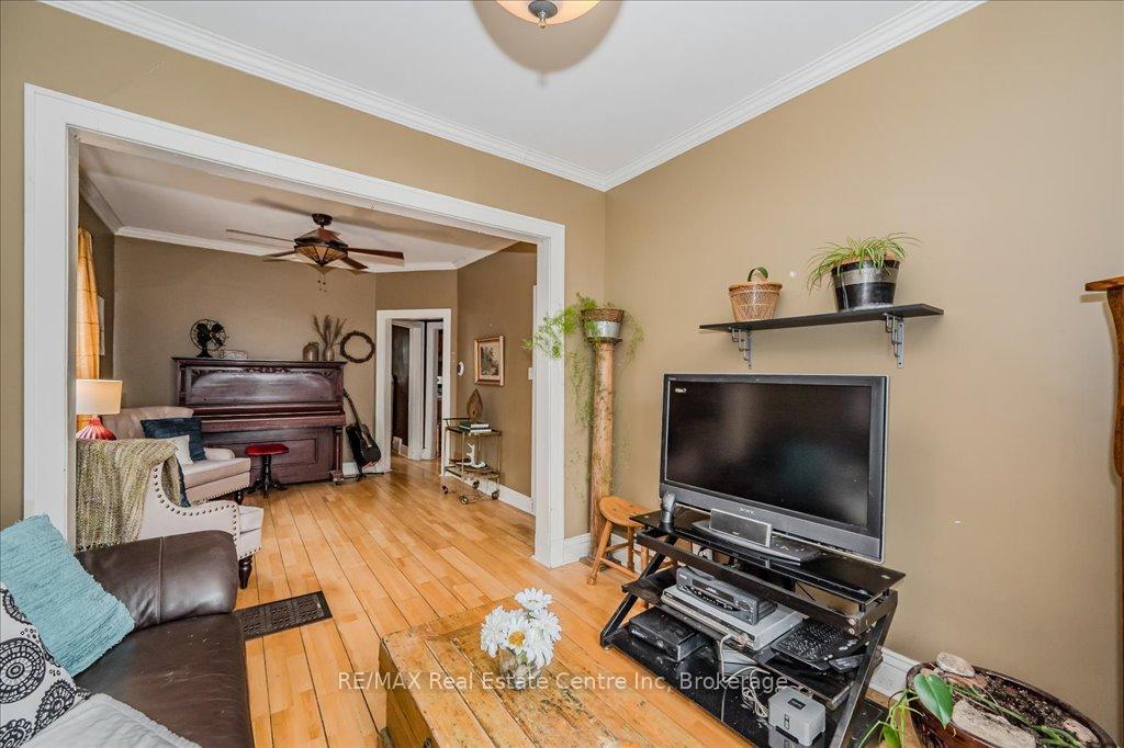 Photo 7 of 265 London Road W, Guelph, Exhibition Park — HOMEH