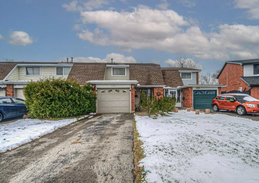 Front of 154 St Andrews Drive