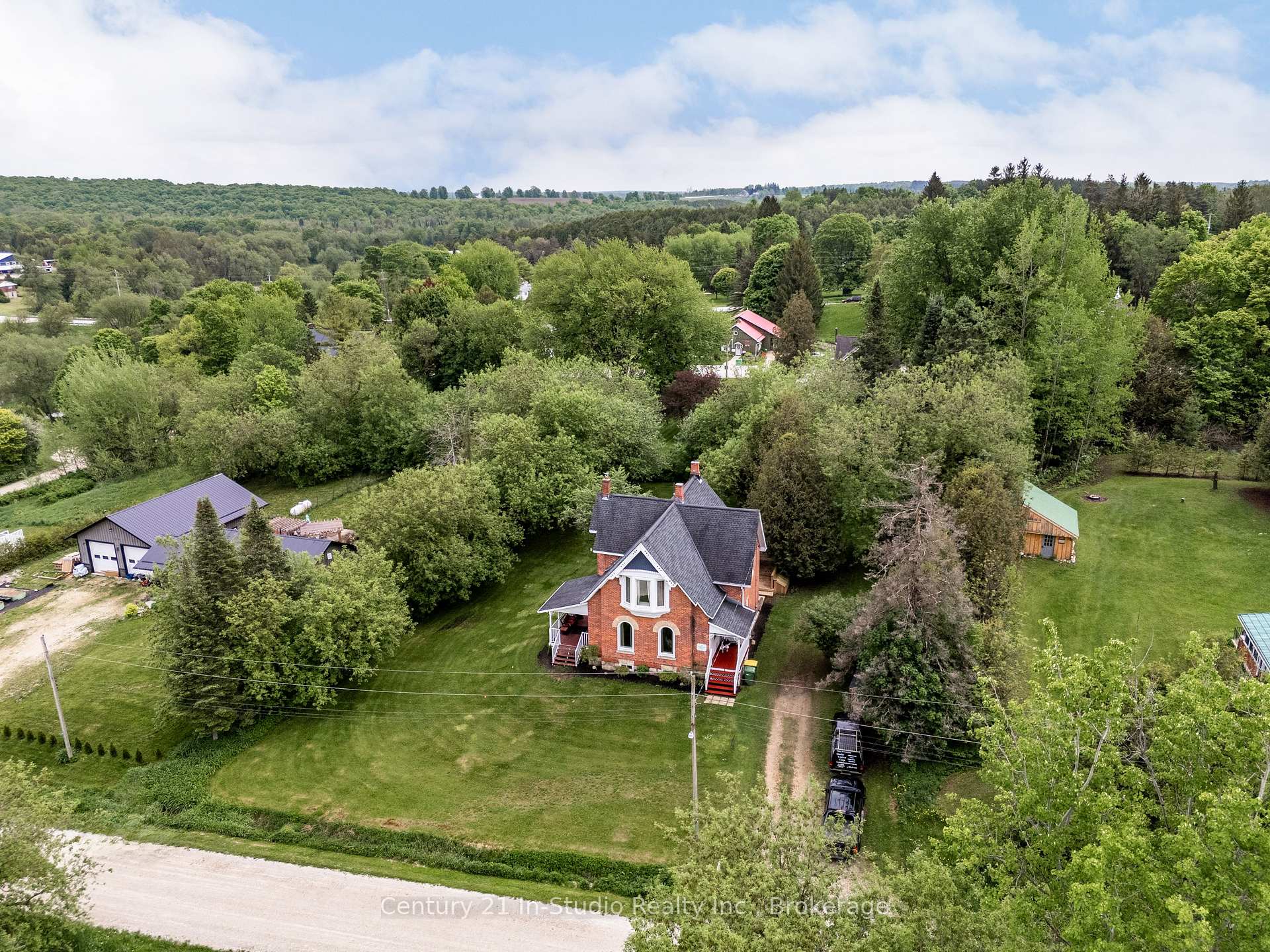 Photo 5 of 170 Durham Road A, Grey Highlands — HOMEH
