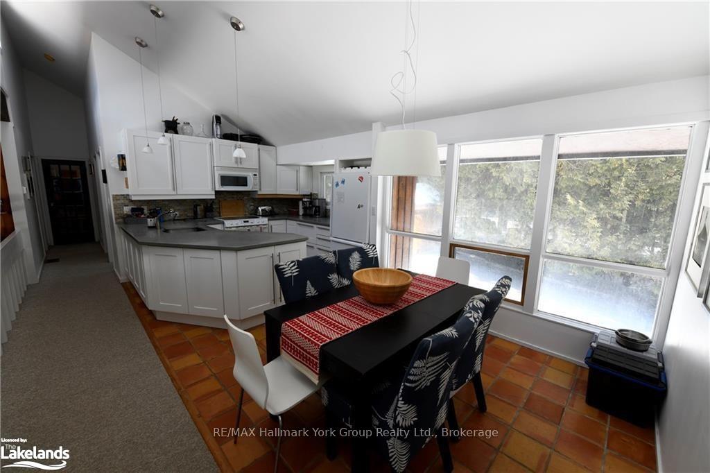 Photo 13 of 416861 10TH Line, Blue Mountains — HOMEH
