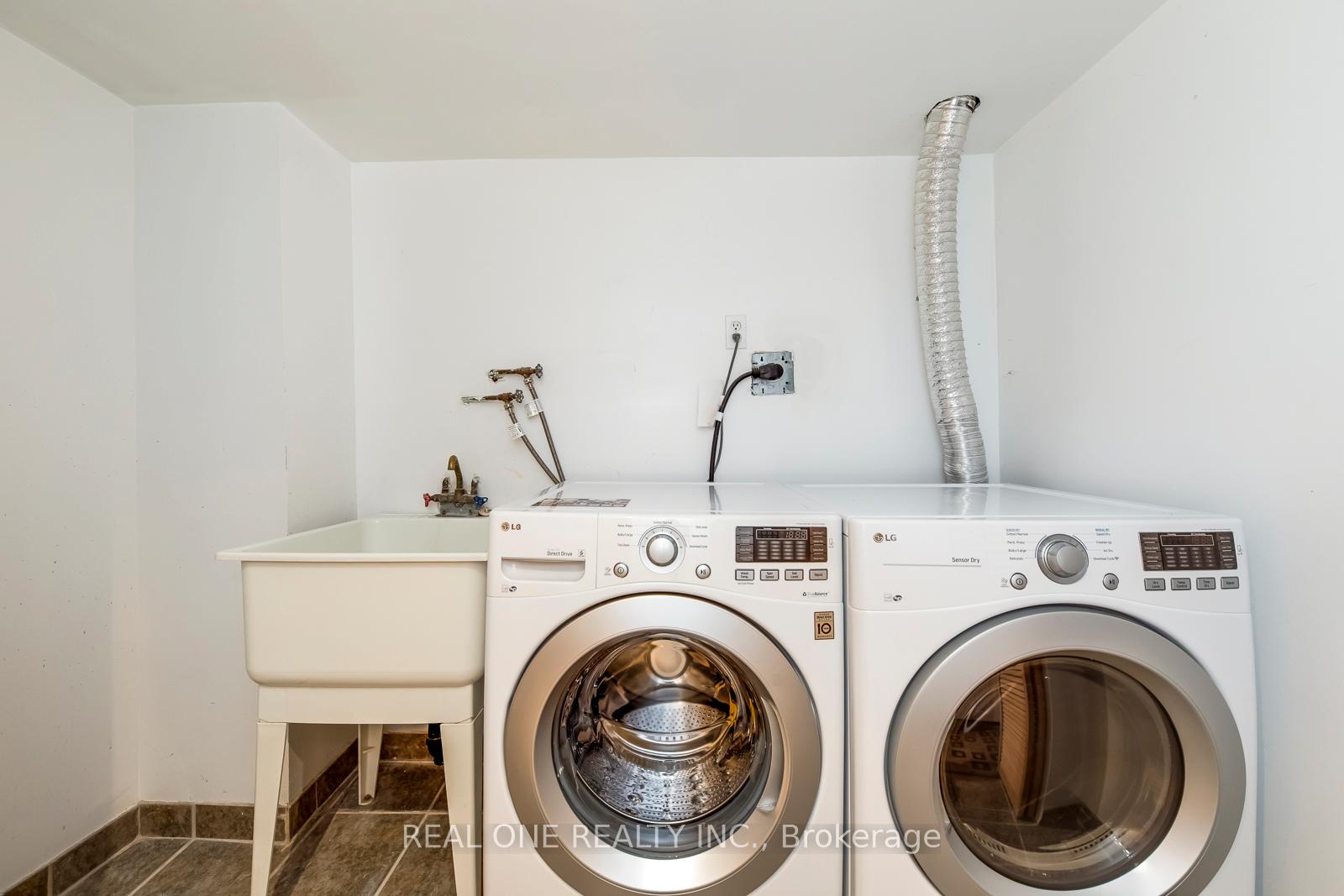 Photo 36 of 22 Sloan Drive, Milton, Dempsey — HOMEH