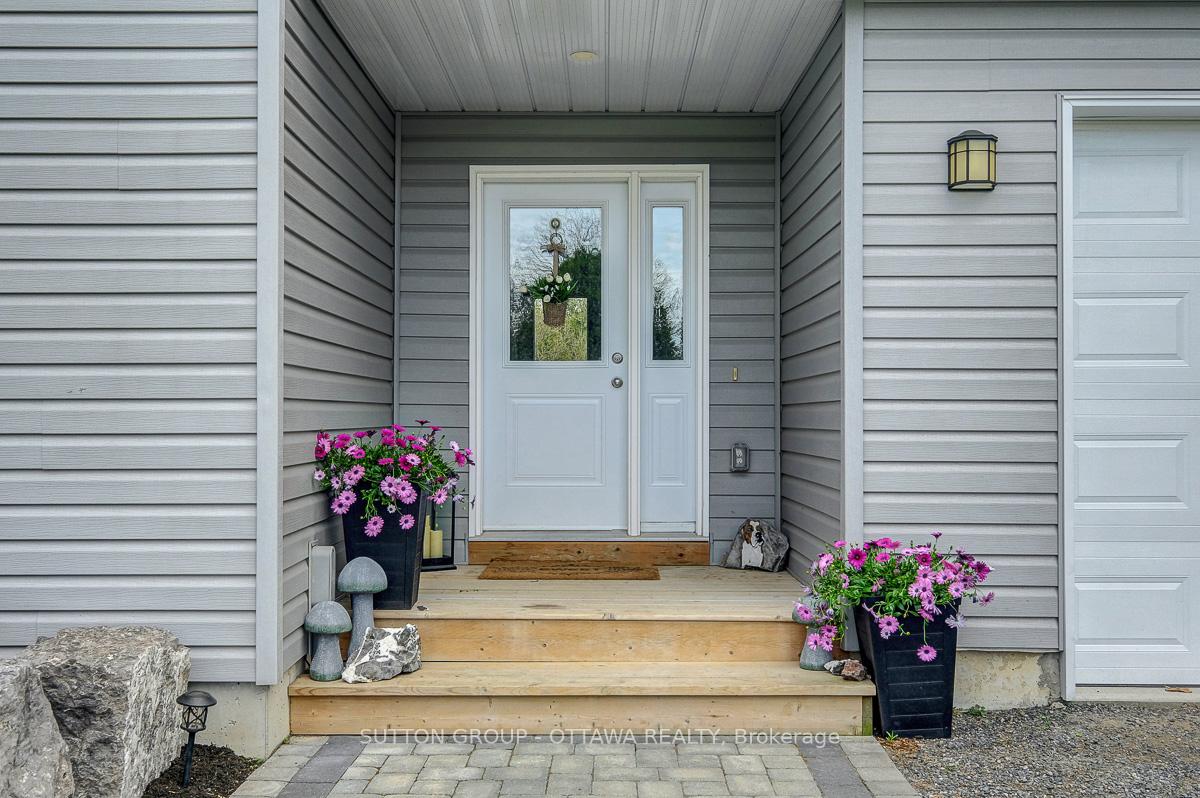 Photo 3 of 1191 7th Line Road, Beckwith, Beckwith Twp — HOMEH