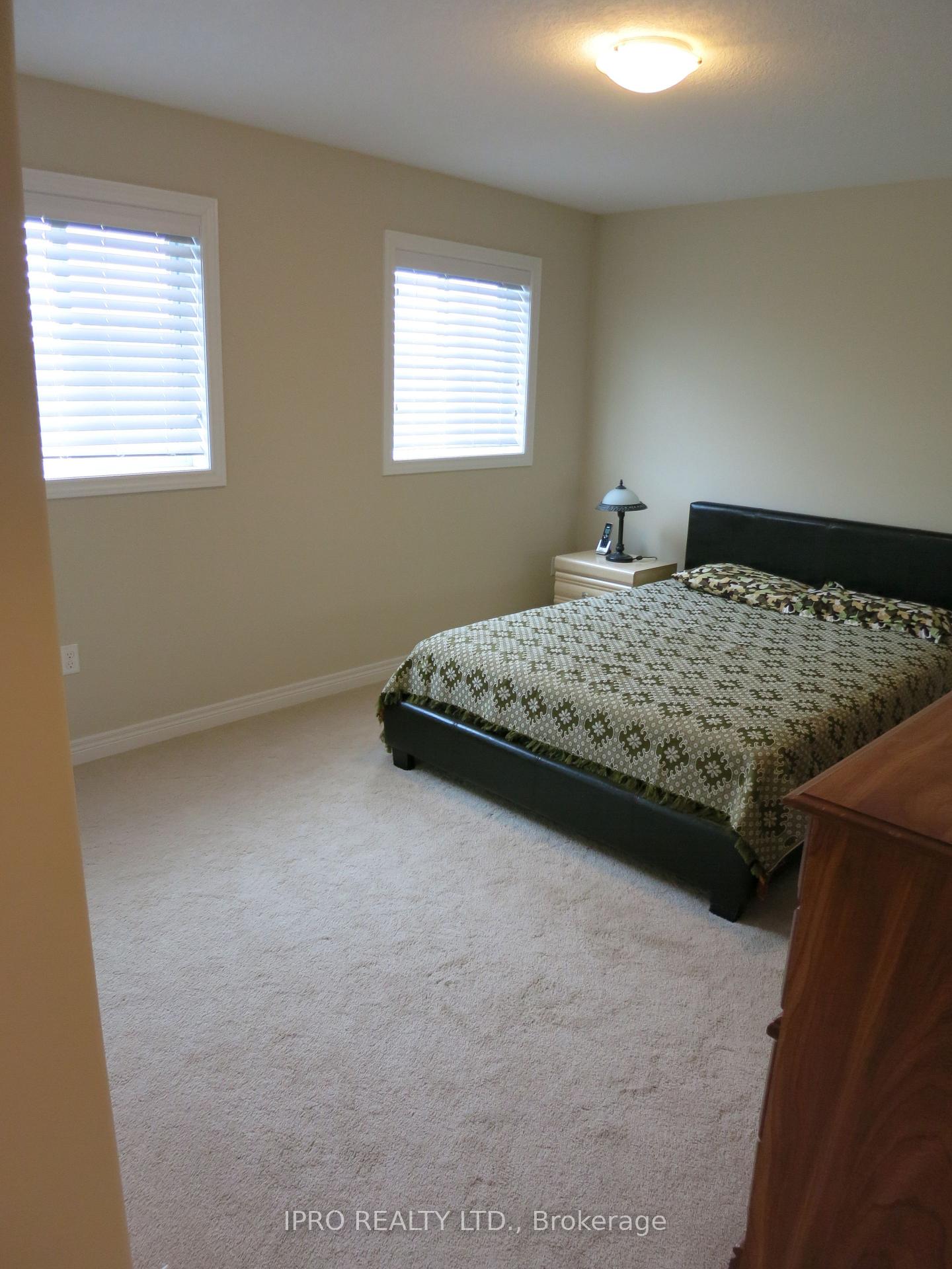 Photo 5 of 77 Oakes Crescent, Guelph, Grange Road — HOMEH
