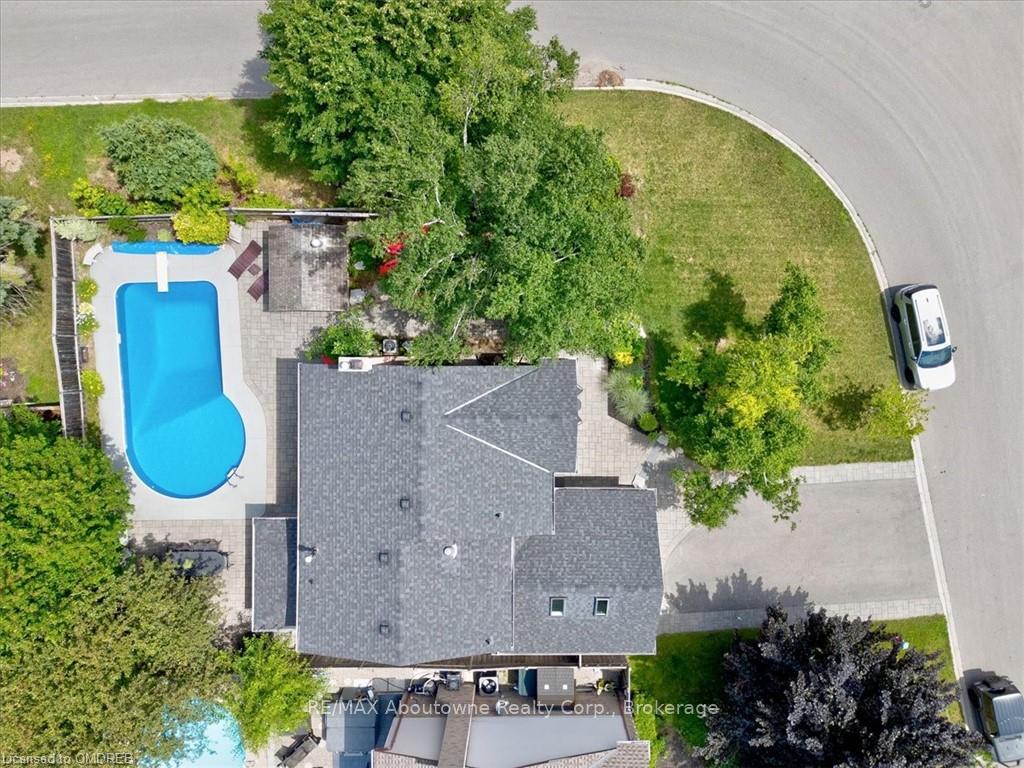 Photo 2 of 865 Anderson Avenue, Milton, Timberlea — HOMEH