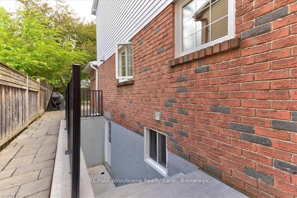 Photo 6 of 865 Anderson Avenue, Milton, Timberlea — HOMEH