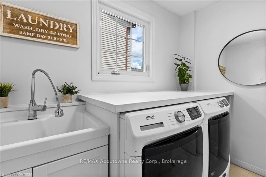 Photo 10 of 865 Anderson Avenue, Milton, Timberlea — HOMEH